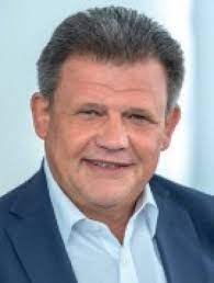 Dr. Zsolt Sluitner