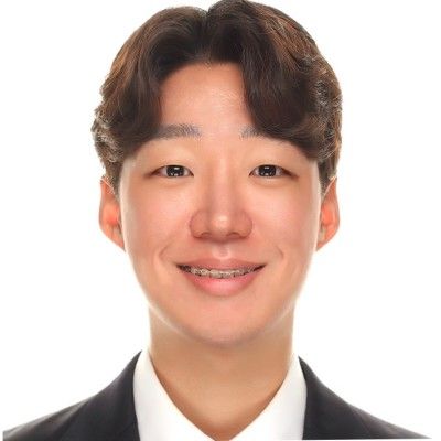 Woonsuk Lee